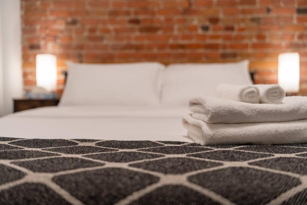 The Plateau Haven - Premium Location Appartement